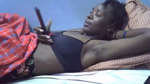 sweet_candie01 online show from 03/19/26, 07:07