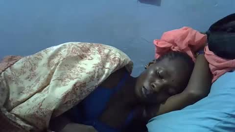 sweet_candie01 online show from 04/06/26, 04:46