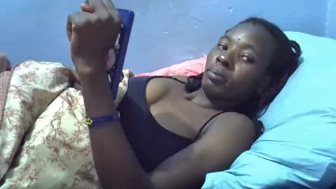 sweet_candie01 online show from 05/25/26, 04:07