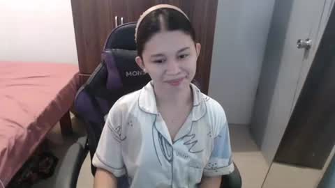 sweet_cassyxx online show from 02/19/26, 05:03