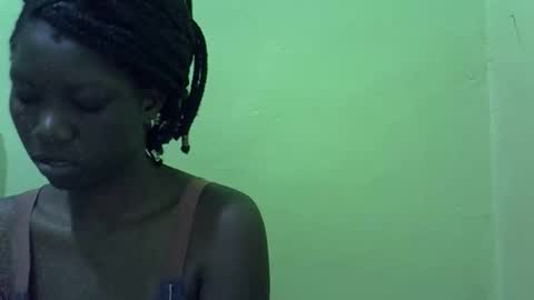 sweet_cherie1 online show from 05/16/26, 11:42
