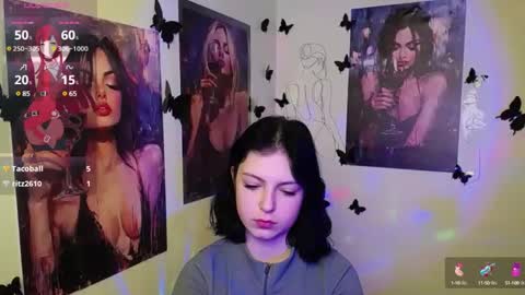 Snapshot of sweet_cherryg chatting on 03/11/25, 05:13 Ivy online show from 03/11/25, 05:13