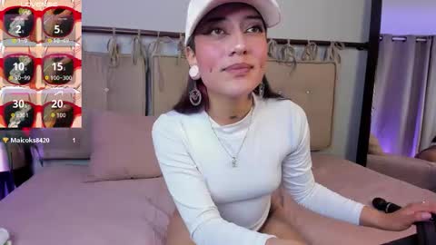 Snapshot of sweet_cleo__ chatting on 10/20/25, 09:26 Cleo online show from 10/20/25, 09:26