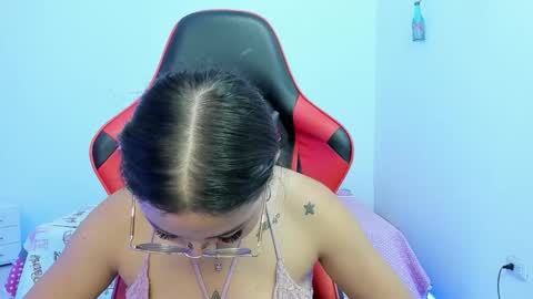 sweet_coral_ online show from 03/09/26, 10:30