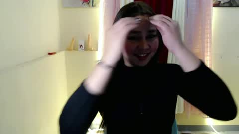Snapshot of sweet_danicaa chatting on 07/03/26, 12:28 danice online show from 07/03/26, 12:28