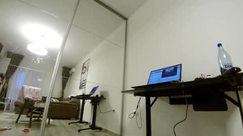           online show from 01/08/26, 06:59