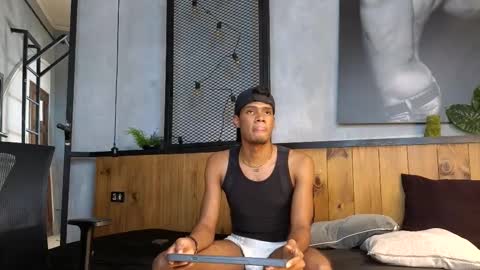 sweet_ethan_ online show from 12/04/25, 05:06