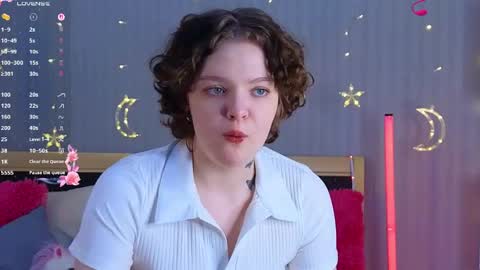 Snapshot of sweet_ferret chatting on 04/20/26, 11:57 Amely online show from 04/20/26, 11:57