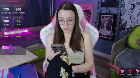 Alice online show from 01/06/26, 04:38