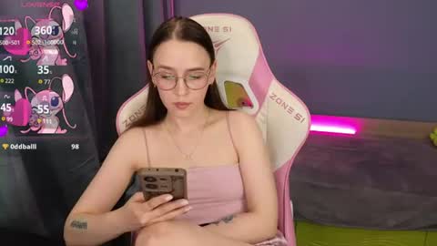 Snapshot of sweet_frosty chatting on 07/05/26, 04:19 Alice online show from 07/05/26, 04:19