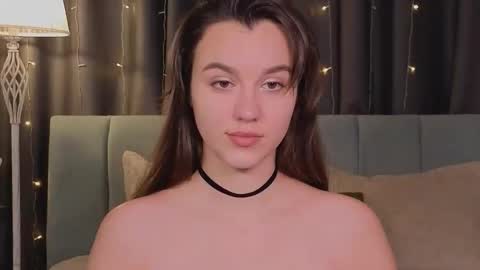 Im Mia.LOVELY PATTERNS 100  120  160  200 my toy buzzes from 2 tip online show from 01/11/26, 07:41