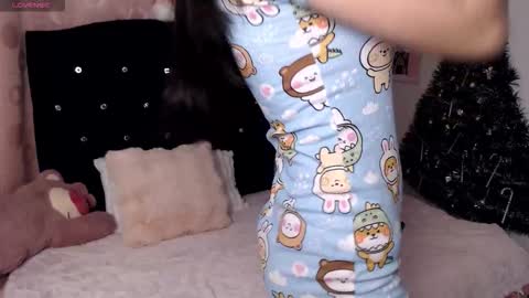 Hannah online show from 12/22/25, 10:01