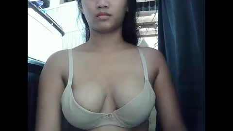 Hazel online show from 12/04/25, 01:53