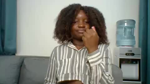 ESTHER NEEMA online show from 10/13/25, 04:12