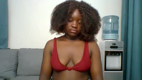 ESTHER NEEMA online show from 10/18/25, 04:15