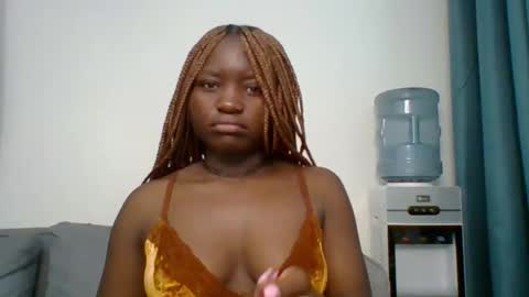 ESTHER NEEMA online show from 10/22/25, 04:35
