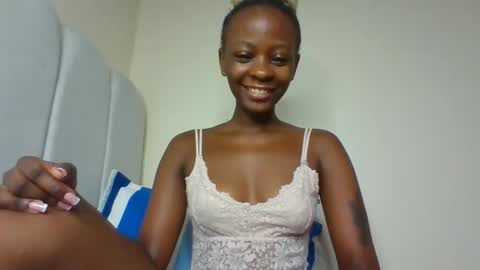 sweet_jovial online show from 05/13/26, 08:12
