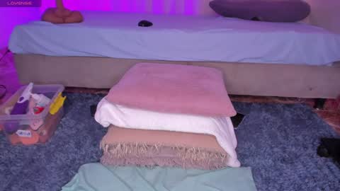 Diana online show from 12/24/24, 08:55