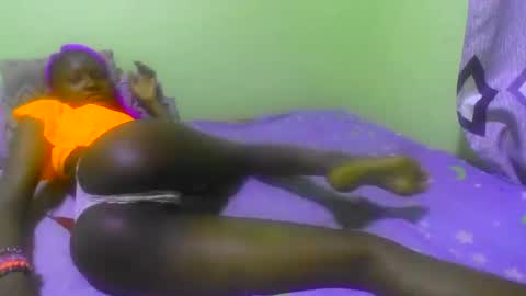 millarn online show from 11/24/25, 08:36