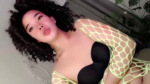 sweet_katrina69 online show from 02/05/26, 06:40