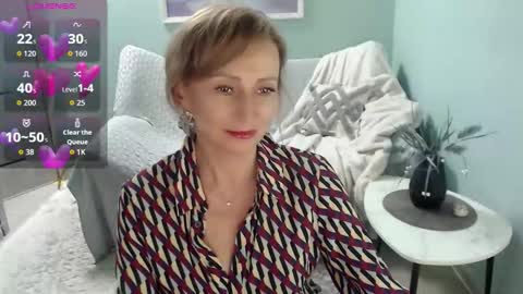 Helen online show from 09/21/25, 05:42