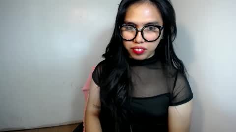 Snapshot of sweet_kyline69 chatting on 11/28/25, 08:55 sweet_kyline69 online show from 11/28/25, 08:55