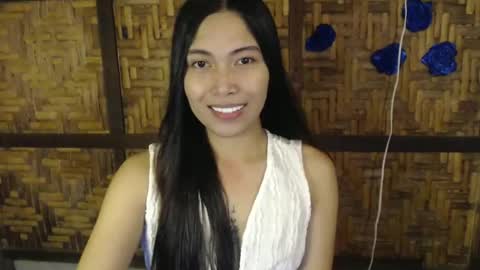 sweet_lady14 online show from 04/11/26, 12:09