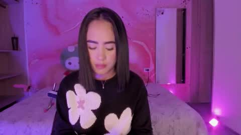 Lemarie online show from 12/02/25, 12:43