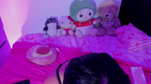 Lemarie online show from 05/27/26, 03:31