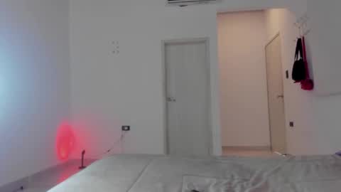 Hi Im Lia Your dreams came true  online show from 09/13/25, 10:42