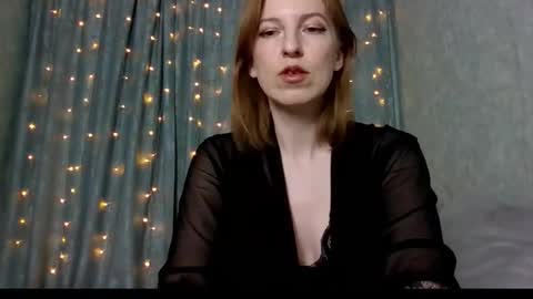 sweet_lilbunny online show from 01/14/26, 04:56