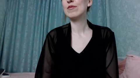 sweet_lilbunny online show from 03/31/26, 04:40