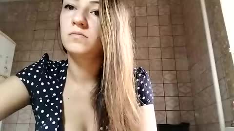 Anna online show from 03/06/25, 05:57