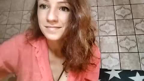 Snapshot of sweet_lilgirl_x chatting on 07/06/26, 07:27 Anna online show from 07/06/26, 07:27
