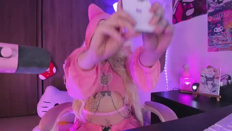 sweet_lilly_sweet online show from 02/23/25, 01:02