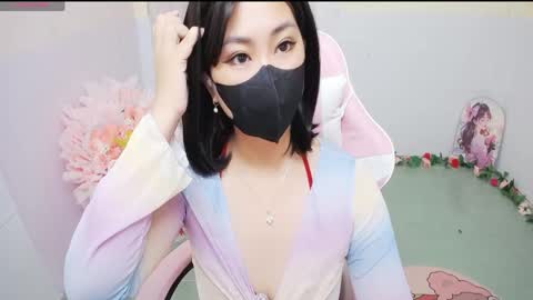 Lily online show from 05/07/26, 12:27