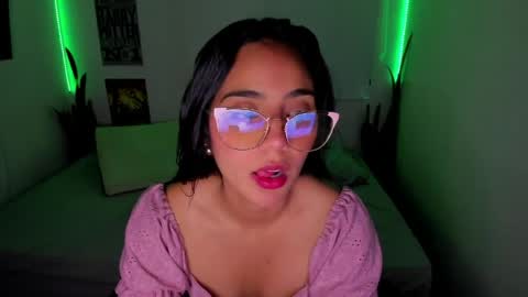 Lina online show from 05/05/26, 02:19