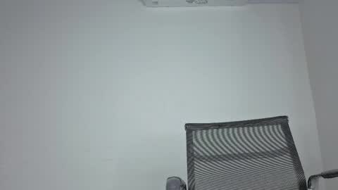 sweet_litle online show from 05/28/26, 03:37