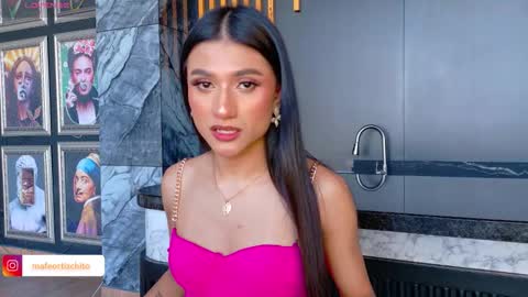 sweet_mafee online show from 10/25/25, 08:36