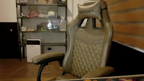 cheeky Bum07 online show from 04/14/26, 01:50