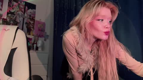 Melissa. Join me on Fansly link in social medias online show from 01/18/25, 10:39