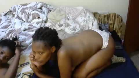 Linda online show from 11/20/25, 05:07