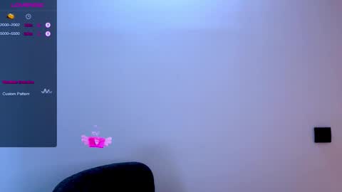 Snapshot of sweet_mia_91 chatting on 10/01/25, 11:27 Mia online show from 10/01/25, 11:27