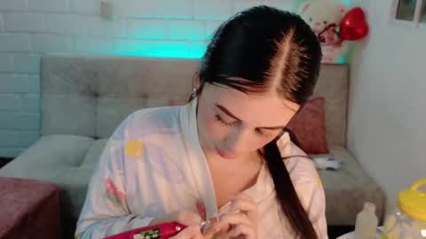 Sweet  Mia online show from 10/12/25, 11:37