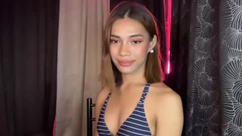 sweet_nikki03 online show from 12/02/25, 06:36