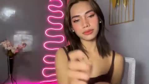 sweet_nikki03 online show from 04/23/26, 10:12