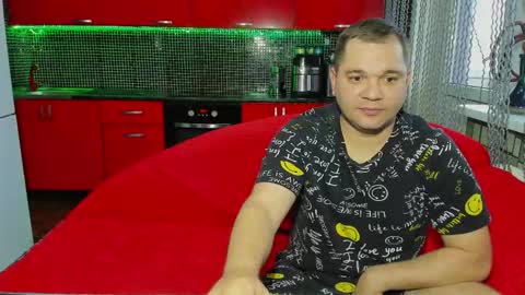 Snapshot of sweet_olga_and_dmitriy chatting on 05/16/26, 07:05 Olga and Dmitriy online show from 05/16/26, 07:05