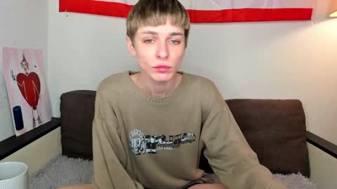 kira online show from 12/08/24, 10:36