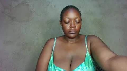 sweet_pie29 online show from 05/01/26, 02:16