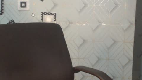 Nancy online show from 12/04/24, 08:07